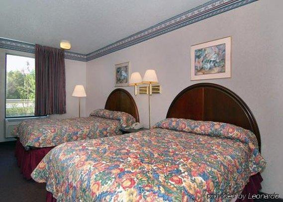 Quality Inn Airport-Near Uptown Charlotte Room photo